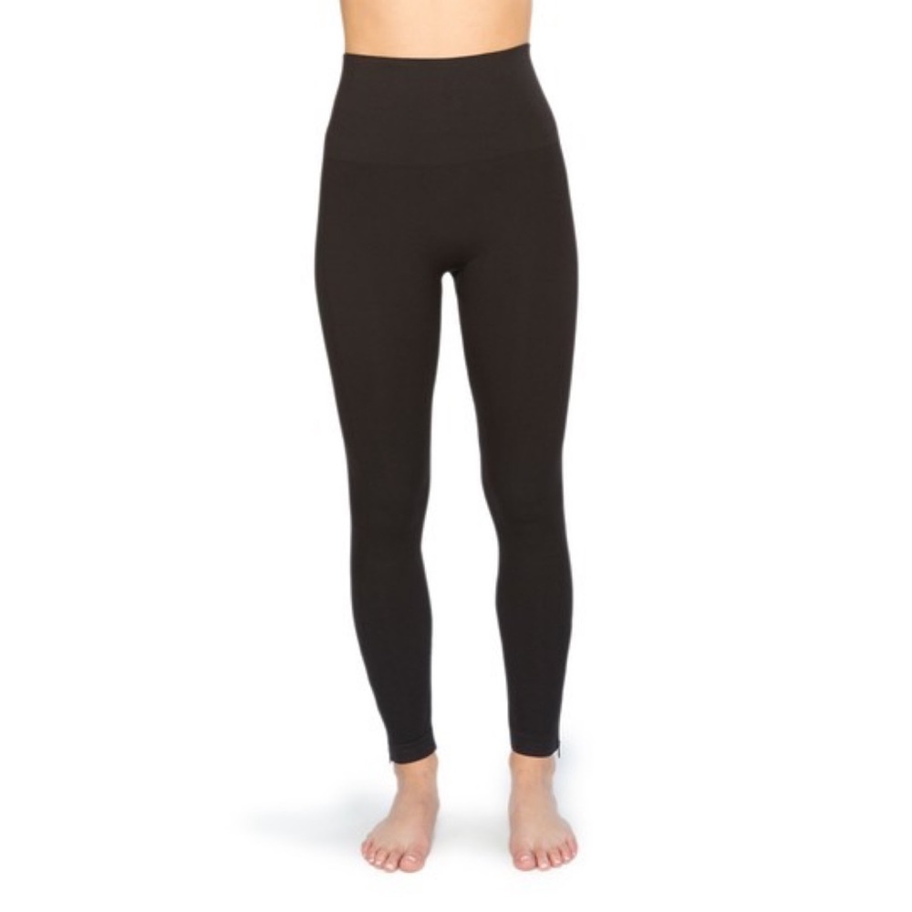 Spanx Side ZIp Seamless Leggings⭐️ - Picture 2 of 5